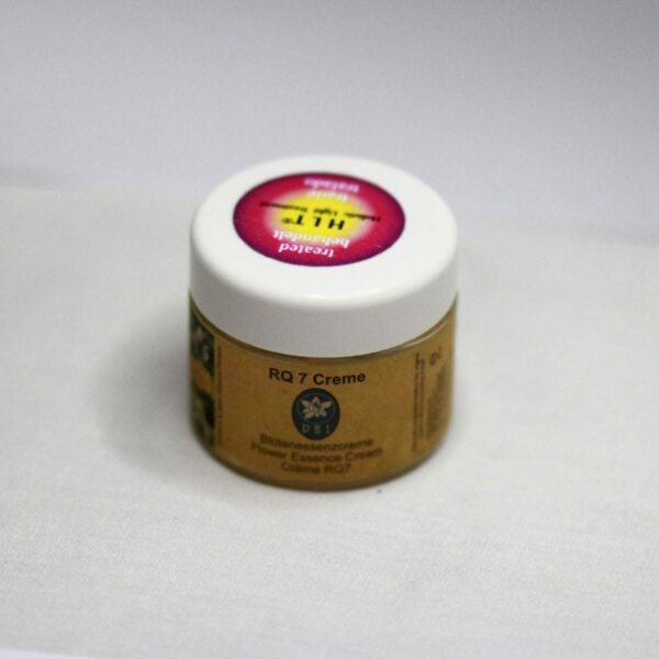 RQ7 Creme